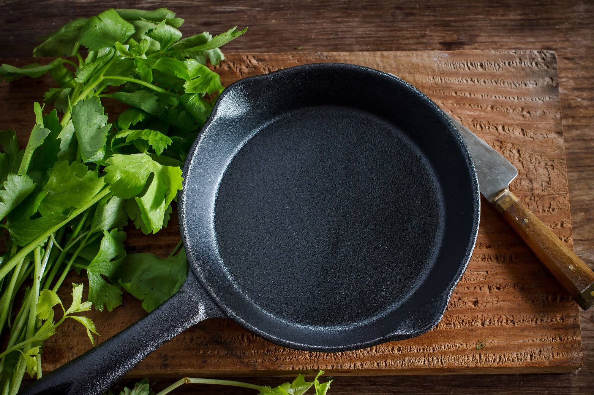 How to Clean Cast Iron Cookware - A Step by Step Guide